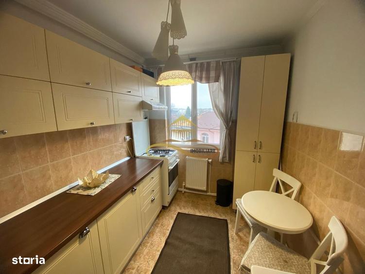 Apartament 3 camere de inchiriat in Bacau - 1