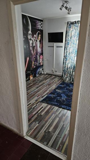 De vanzare apartament 4 camere - 3