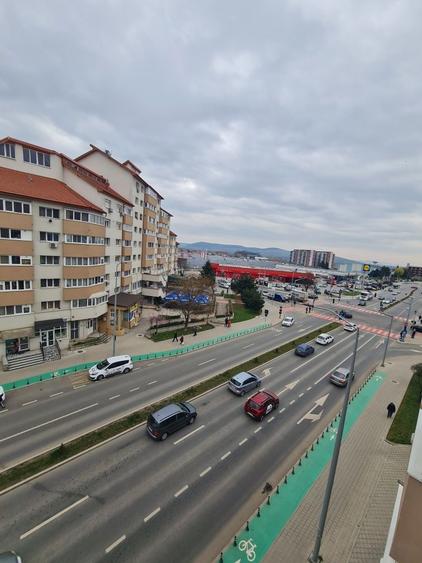 Inchiriez garsoniera zona stadion - 5