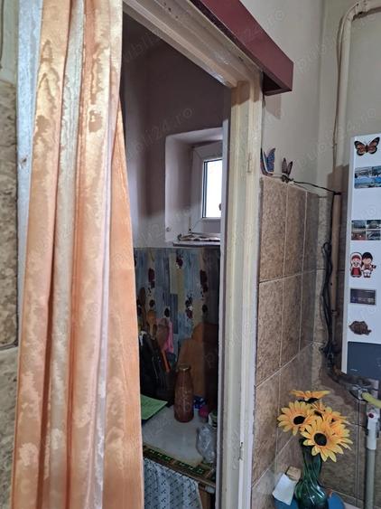 Schimb-Vand apartament 4camere Simeria - 8