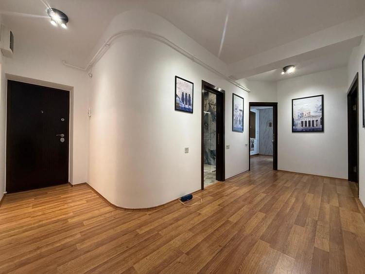 Apartament de lux cu panorama superba la Dunare - 21