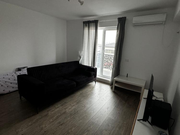 MUTARE RAPIDA! Apartament 2 camere decomandat 54mp , Metrou 1 Decembrie , Trapez - 1