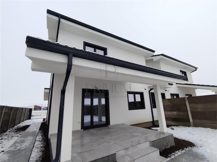 Duplex despartit prin camera tehnica - finalizat - teren 365 mp - 2