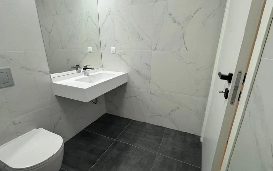 Cotroceni- Academiei Metrou Parc,Decomandat  Bl.2024 ,etaj 4/10  loc de parcare - 5