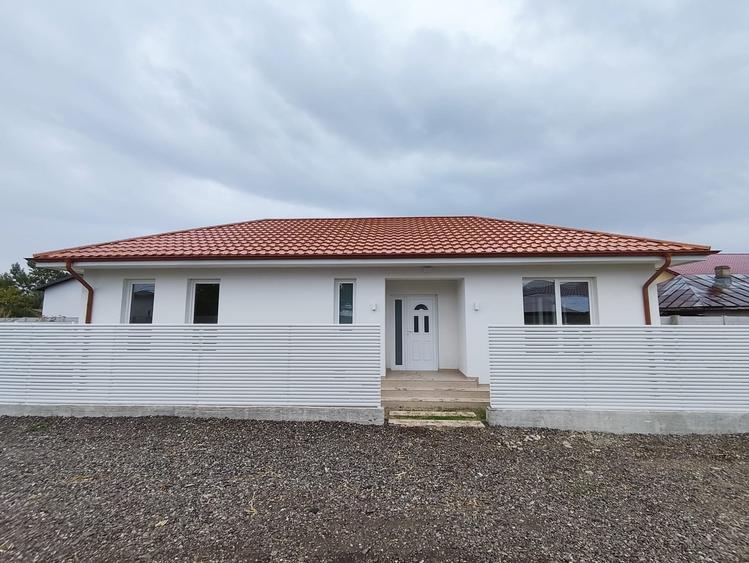 FARA COMISIOANE casa eleganta 3 camere 2 bai PARTER+pod camera tehnica terasa - 1