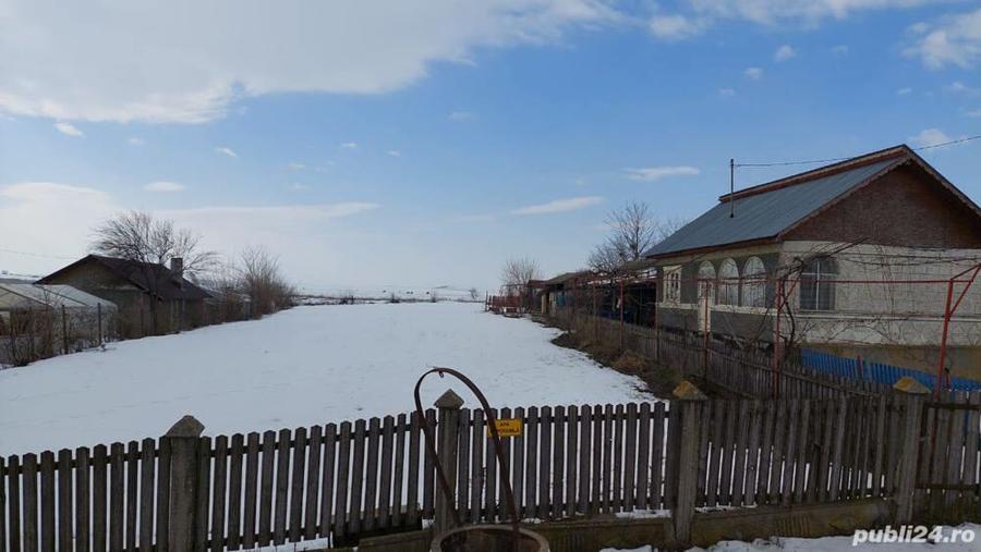 Vand casa ?i teren - 3