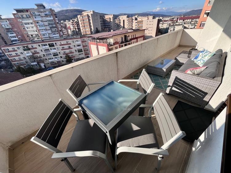 Ultracentral Spatios cu Vedere Superba - 12