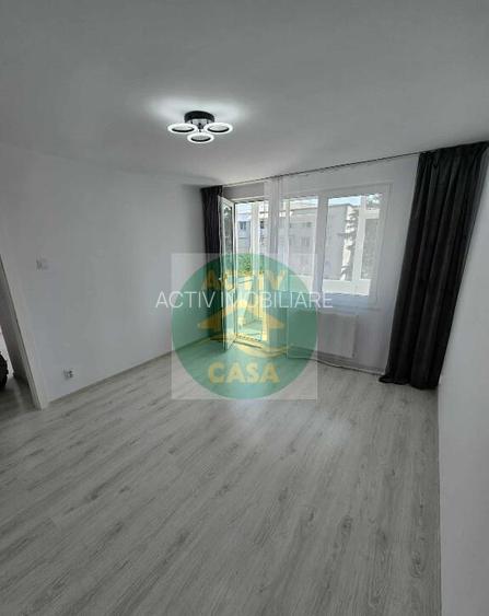 Apartament 3 camere, decomandat, etaj 3