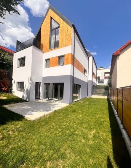 Duplex modern, 4 camere, 128 mp, 165 mp teren, parcare, zona Corneliu Coposu - 1