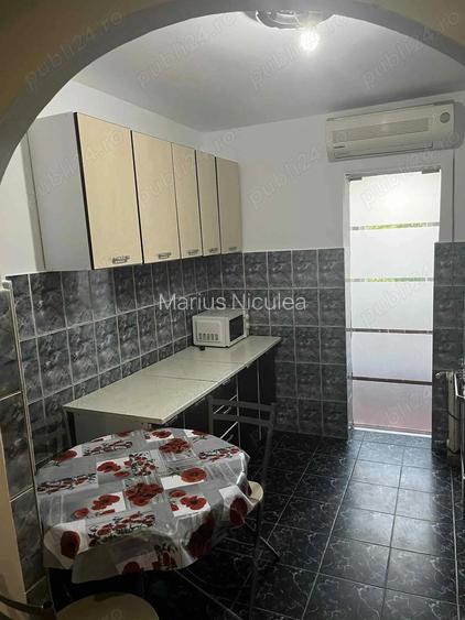Vand apartament 2 camere zona soarelui et. 4