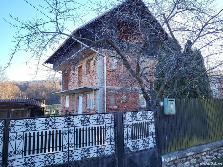 Casa caramida 3 camere teren 1629 mp Burlusi investitie Bucuresti - 1