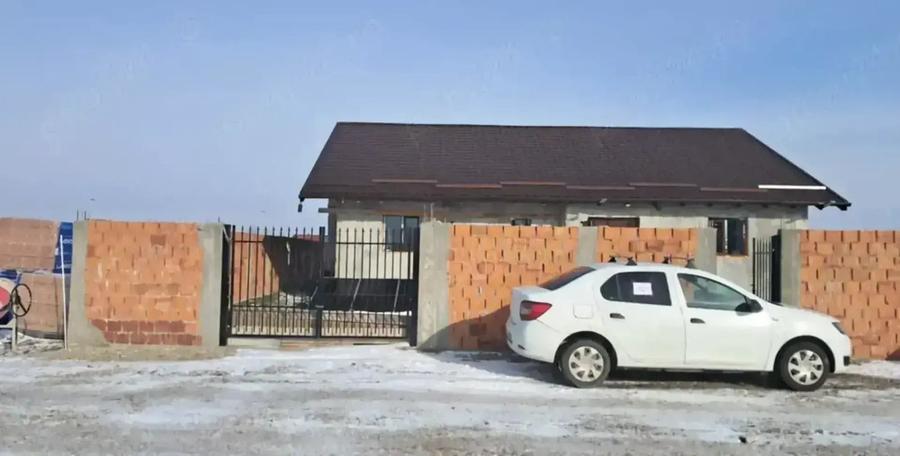 Vand casa la 10 km Bra?ov, detalii in privat 160.000 de euro Comuna Bod 120 mp ,teren 544 mp living - 5