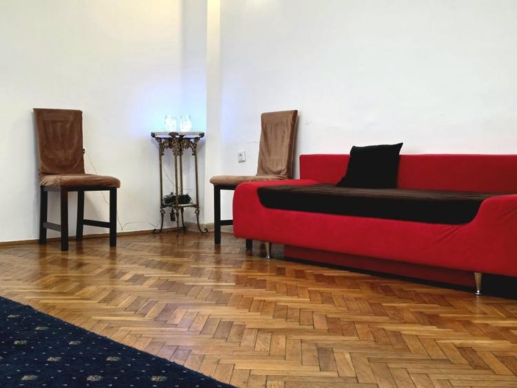 Casa curte | Inchiriere pentru Spatiu Comercial | Metrou Crangasi - 4