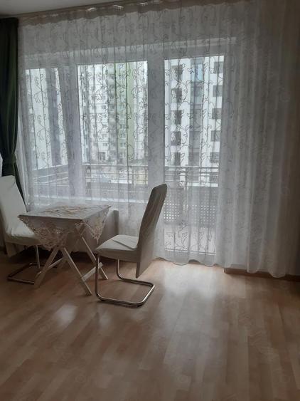 Inchiriez studio coresi strada ioan popasu - 6