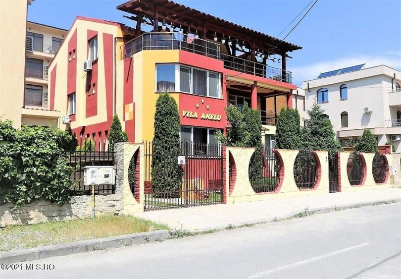 Mamaia Nord - Langa Mare, pensiune la cheie, 11 camere, 9 bai! - 1