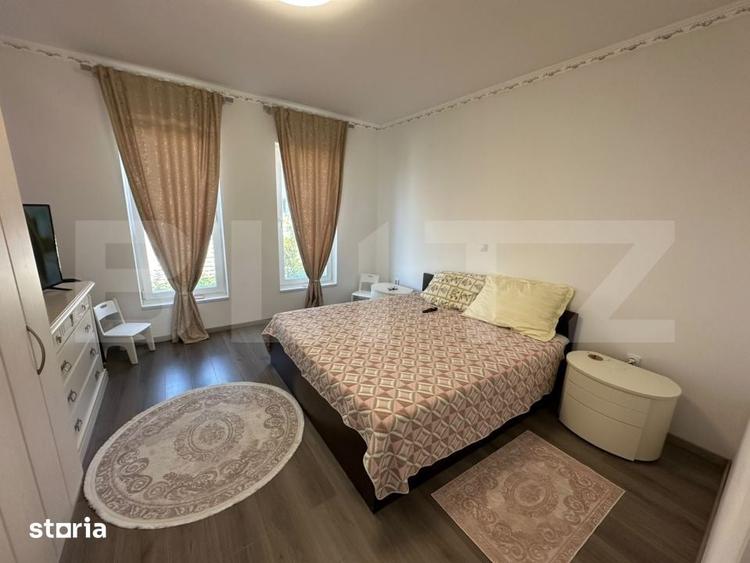 Casă cu 9 camere cu Teren 1604 Mp în Central