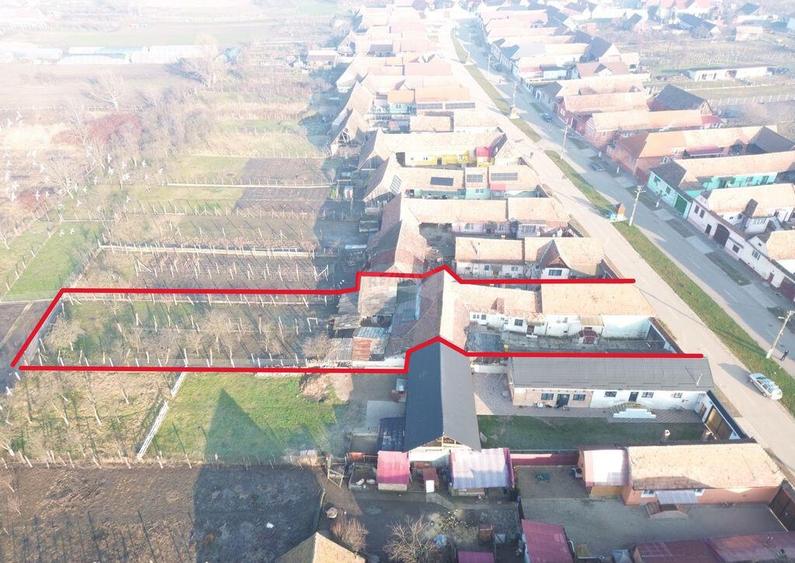 Casa 3 camere si 1400 mp teren in Brateiu - jud. Sibiu - 2