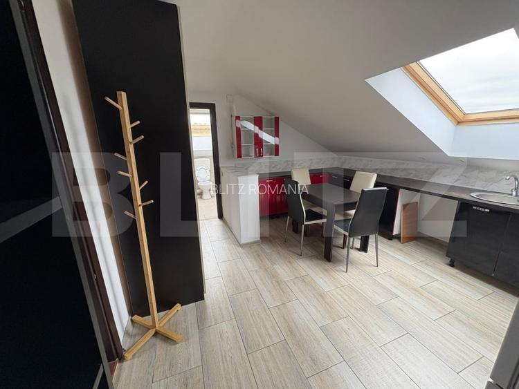 Apartament de vanzare, 2 camere, 61 mp, mansarda, zona Florilor Apartament de vanzare, 2 camere, 61 mp, mansarda, zona Florilor