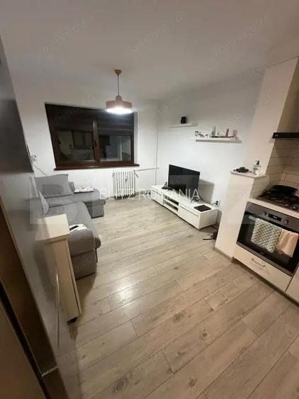Apartament 2 camere, 38 mp, mobilat modern, balcon, zona Primaverii Mana?tur