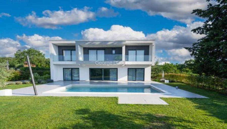 Teren dezvoltare imobiliara vile P+2  |  Zona Matei Millo