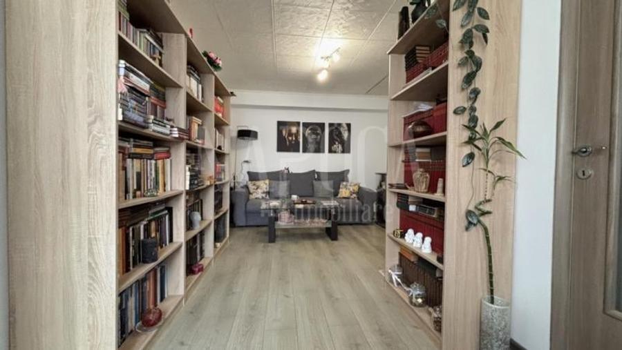 Casa 8 camere de vanzare in Floresti - 1