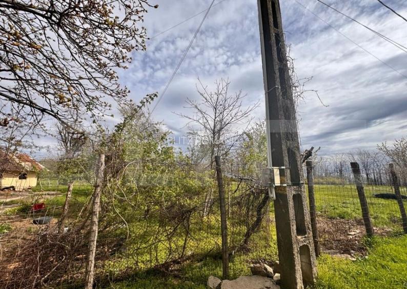 Teren intravilan de vanzare, 2557 mp, zona Galata