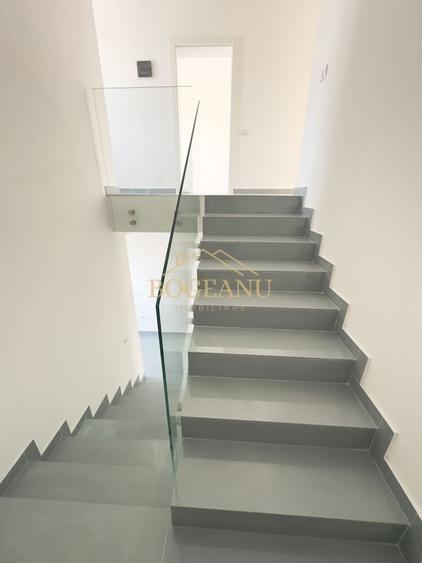 BG09 Duplex modern P+E,Asfalt,Gazon-Chisoda - 11