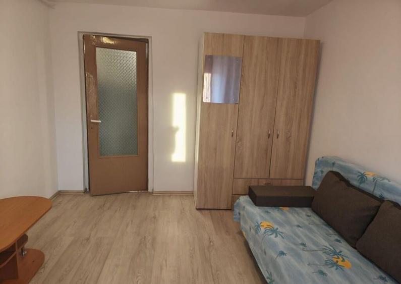 Garsoniera de va^nzare - Aparatorii Patriei - 3