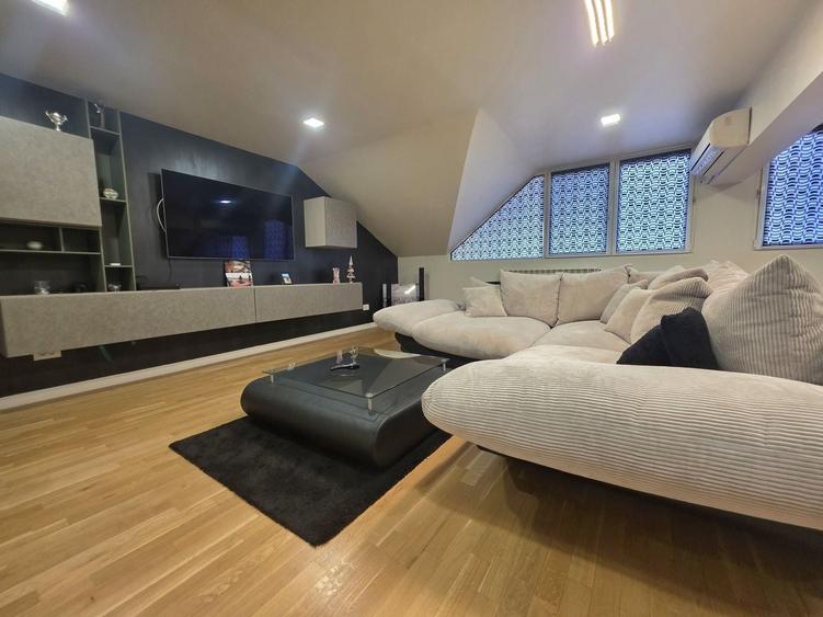 Vilă excepțională cu lift, piscina și teren de 1000 mp | VOLUNTARI - 9