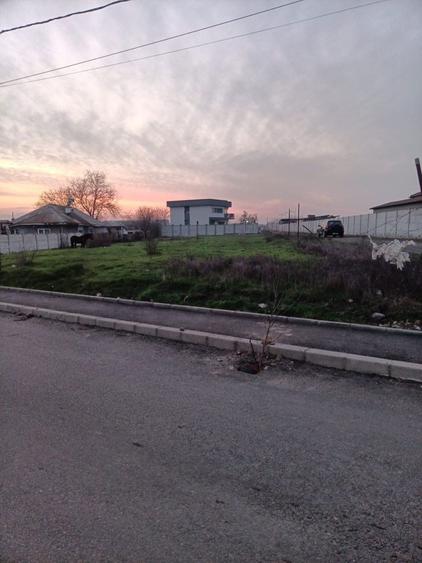 Vand 2 terenuri , Craiova, Aleea 1 Simnic - 8