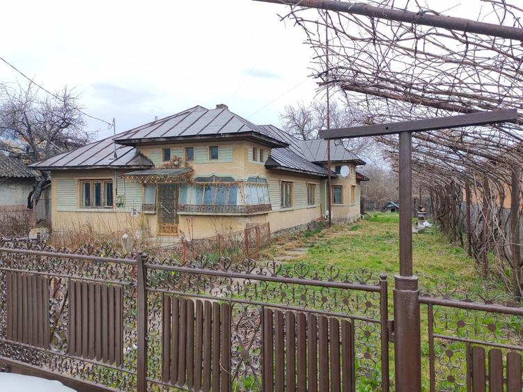 Moreni, Ghirdoveni - 2