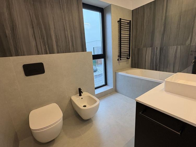 De Inchiriat | Vila 4 Camere | Tunari - 8