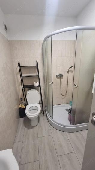 Inchiriem apartament - 1