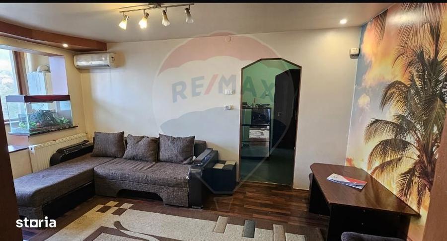 De vanzare apartament 3 camere, Comanesti. - 6