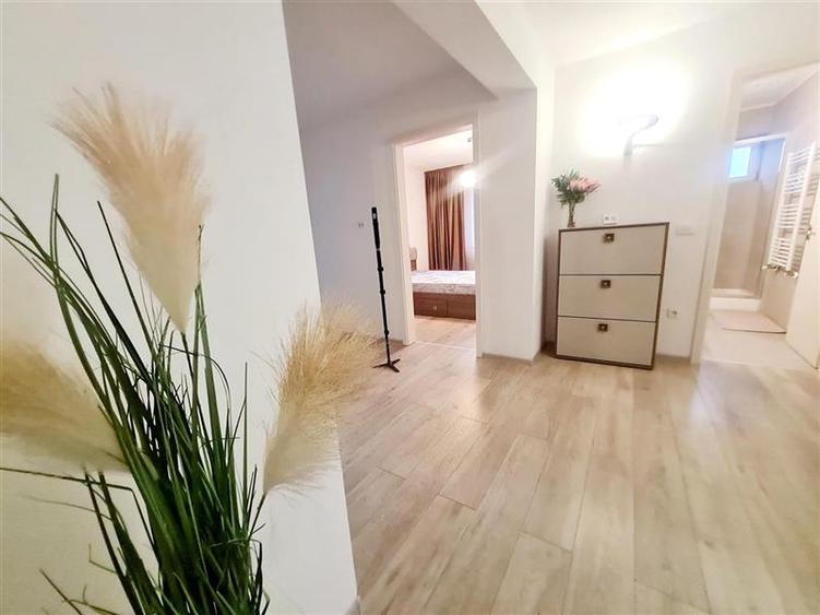 Kasper, Confort si stil,  facilitati complete, boxa+parcare, Aria Coresi,Tractor - 5