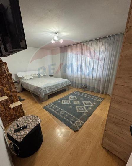 Casa / Vila cu 7 camere de vanzare in zona Central - 7