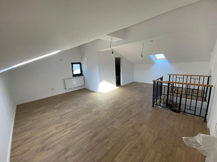 Casa Tip Duplex 5 camere 4 bai - Mutare Imediata - - 19