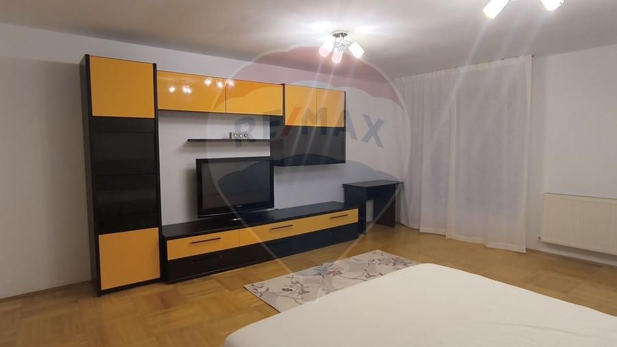 Apartament 4 camere de închiriat în zona Zorilor - 2