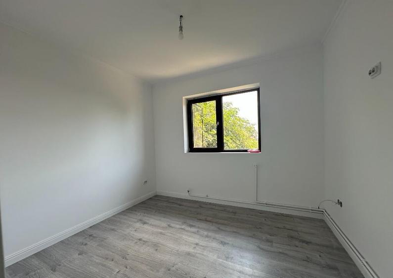 VIGAFON - Casa 5 camere Urlati - 10