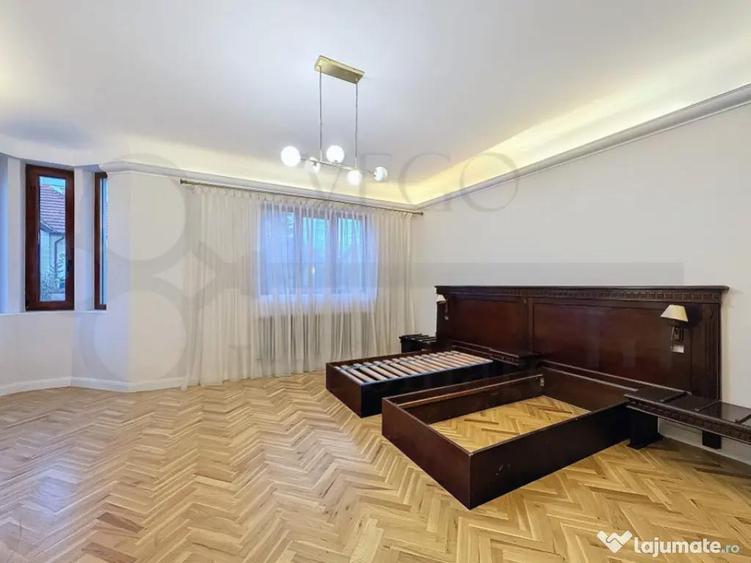 Casa individuala, 105 mp, Andrei Muresanu, zona Piata Engels - 8