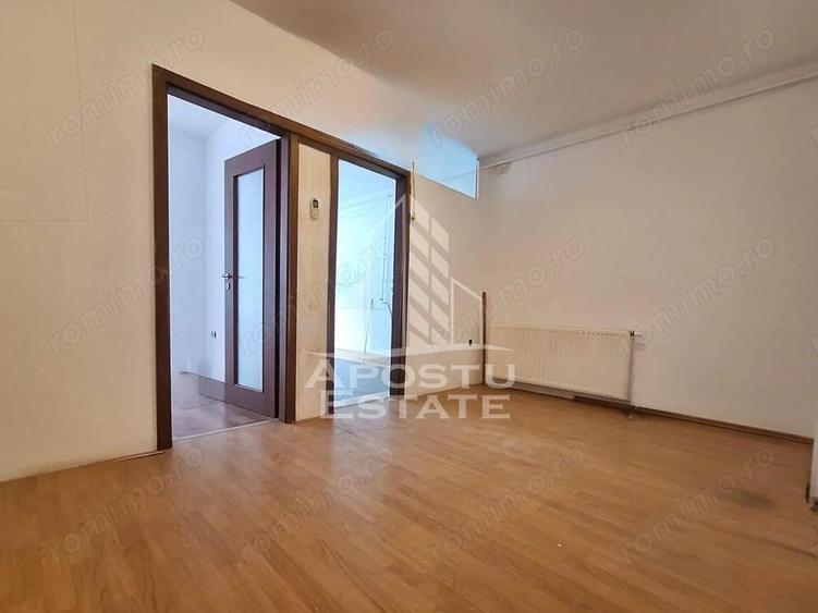 Spatiu de birou, 50 mp utili, zona Uta - 4