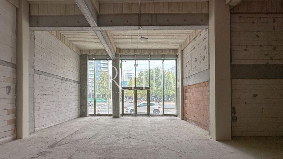 Showroom | Retail | 6M Inaltime | Parcari | Fbr. de Glucoză - 1