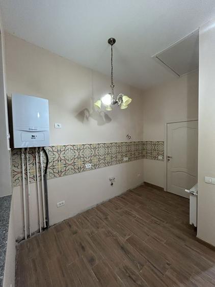 Ap 1 camera centru - 4