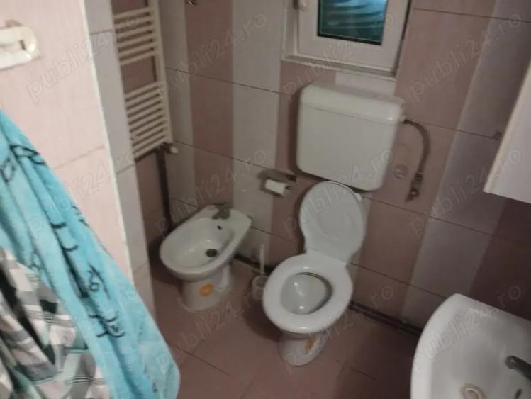 Vand casa cu trei camere 100 m2 in Buhusi, Bacau. - 9