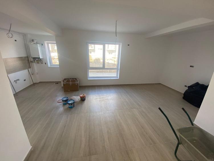 Nou.  62 mp utili. Gradina proprie 22 mp.. 3 parcari acoperite. Zona Braytim. - 2