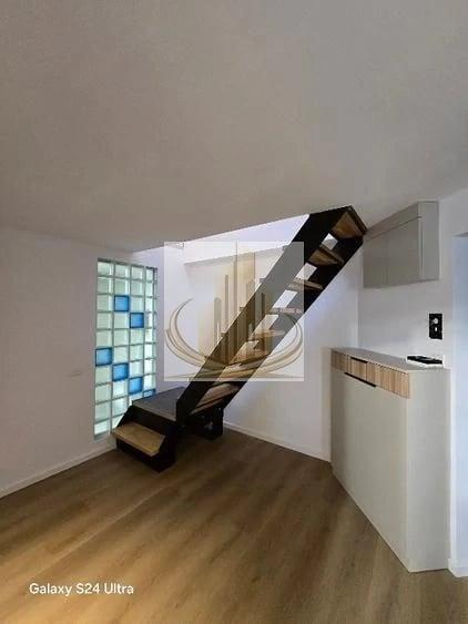 Apartament cu 3 camere decomandat în Giurgiului