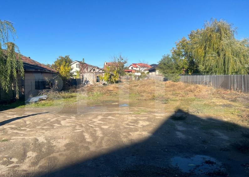 Teren intravilan, 2 fronturi, 786 mp, Romanesti - 1