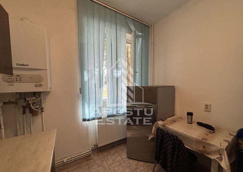 Apartament cu o camera in zona Medicina, centrala proprie - 4