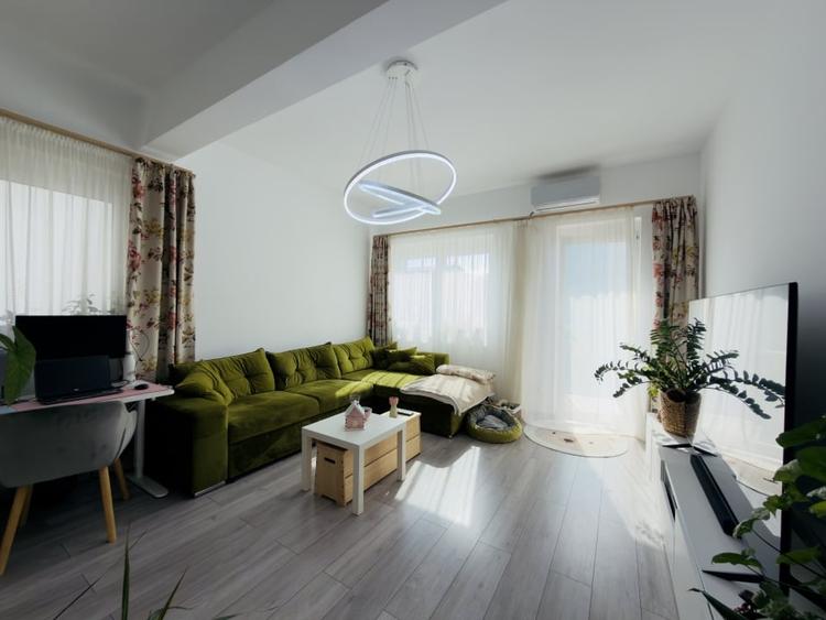 Apartament 3 camere, decomandat, etajul 1, 2 locuri de parcare in Giroc - 1