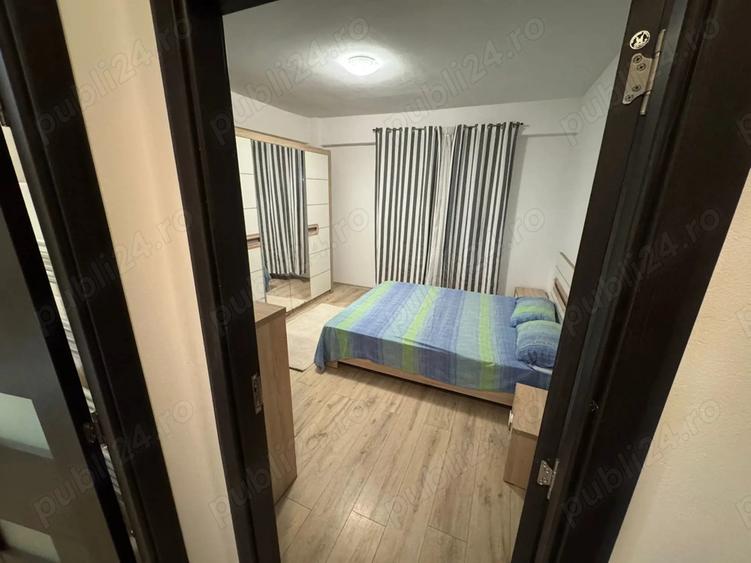 Inchiriez apartament 2camere camere cu loc de parcare privat - 1